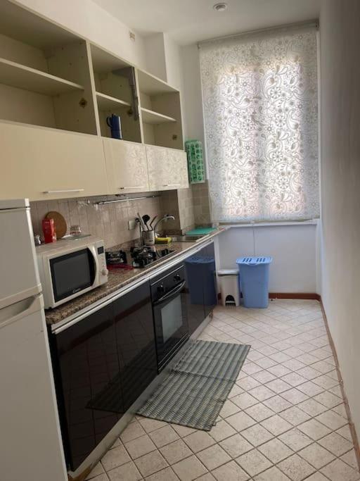 Nice Flat In Furio Camillo Roma Esterno foto